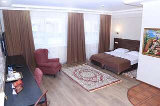 Отель Rabat Hotel Алматы Люкс с балконом-5