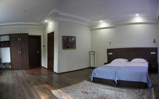 Отель Rabat Hotel Алматы Люкс с балконом-11