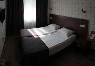 Отель Rabat Hotel Алматы Стандартный двухместный номер с 1 кроватью или 2 отдельными кроватями и балконом-7