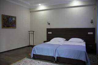 Отель Rabat Hotel Алматы Люкс с балконом-1