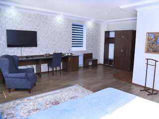 Отель Rabat Hotel Алматы Люкс с балконом-2